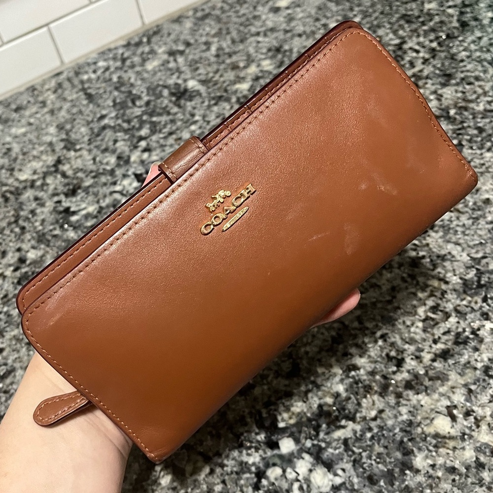 Coach Women’s Classic Skinny Leather Wallet